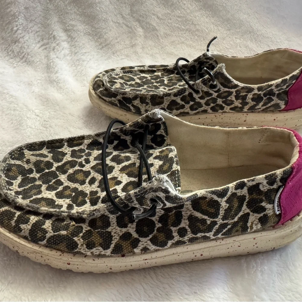 Hey Dude Kids Leopard Print Moccasins with Pink Heel